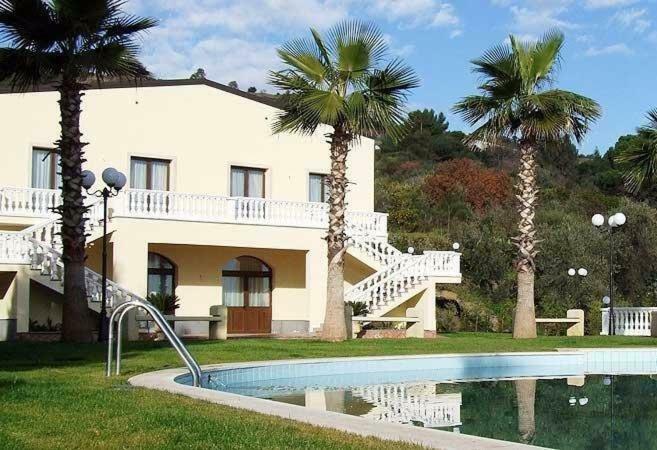 Residence Ore Felici Mascali Luaran gambar